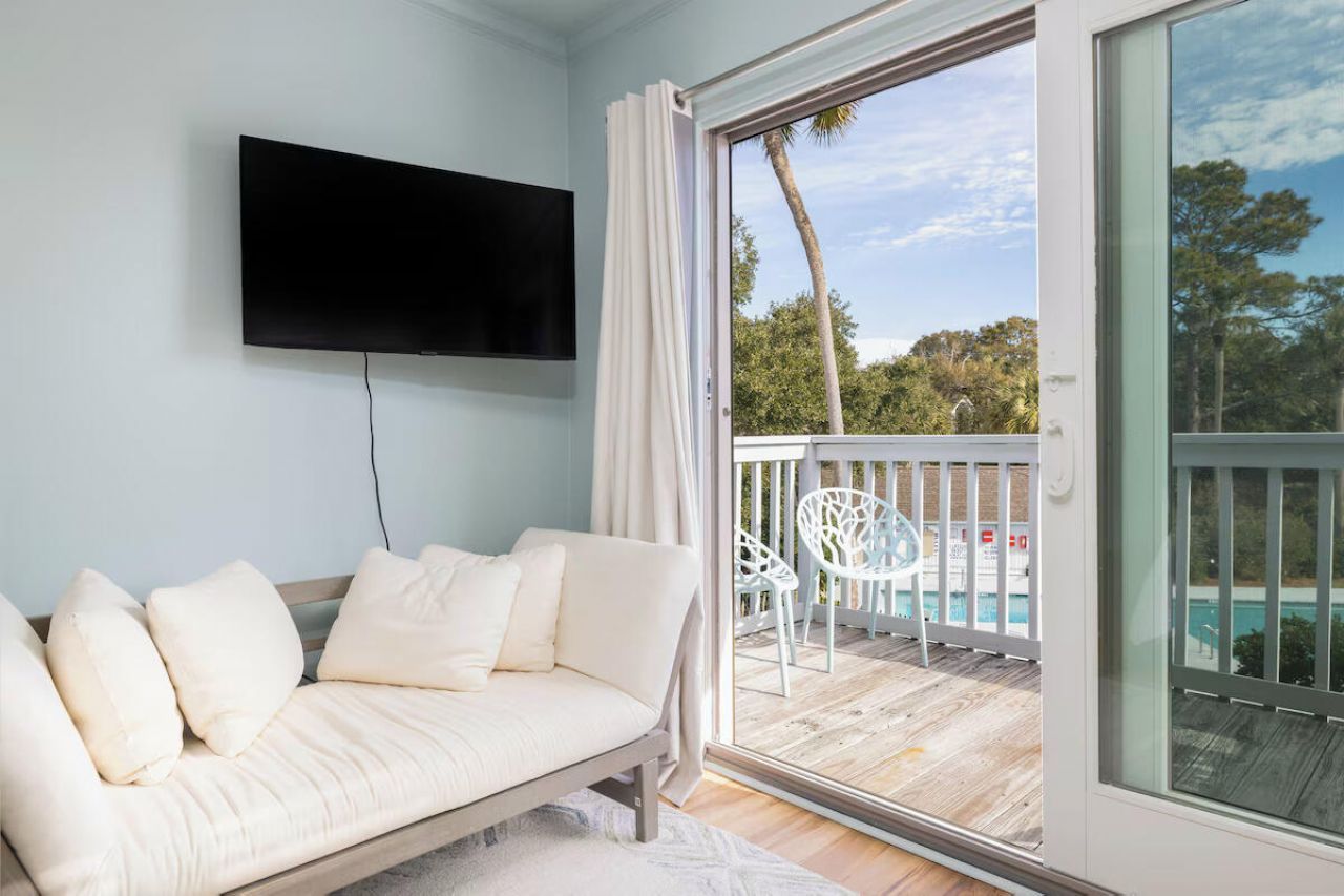 10 Lagoon Villas Photo 9