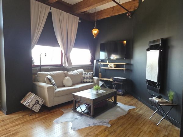 215 W Maple STREET, Unit 307, Milwaukee, WI 53204