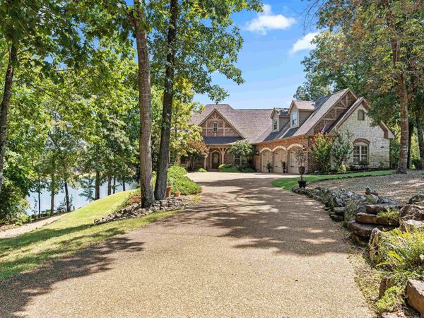 26 Pillar Lane, Hot Springs Village, AR 71909