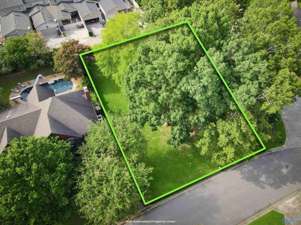 1551 Blackhall Lane, Decatur, AL 35601