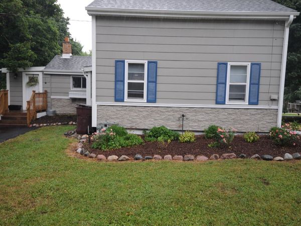 5724 Milwaukee Avenue , Richmond, IL 60071
