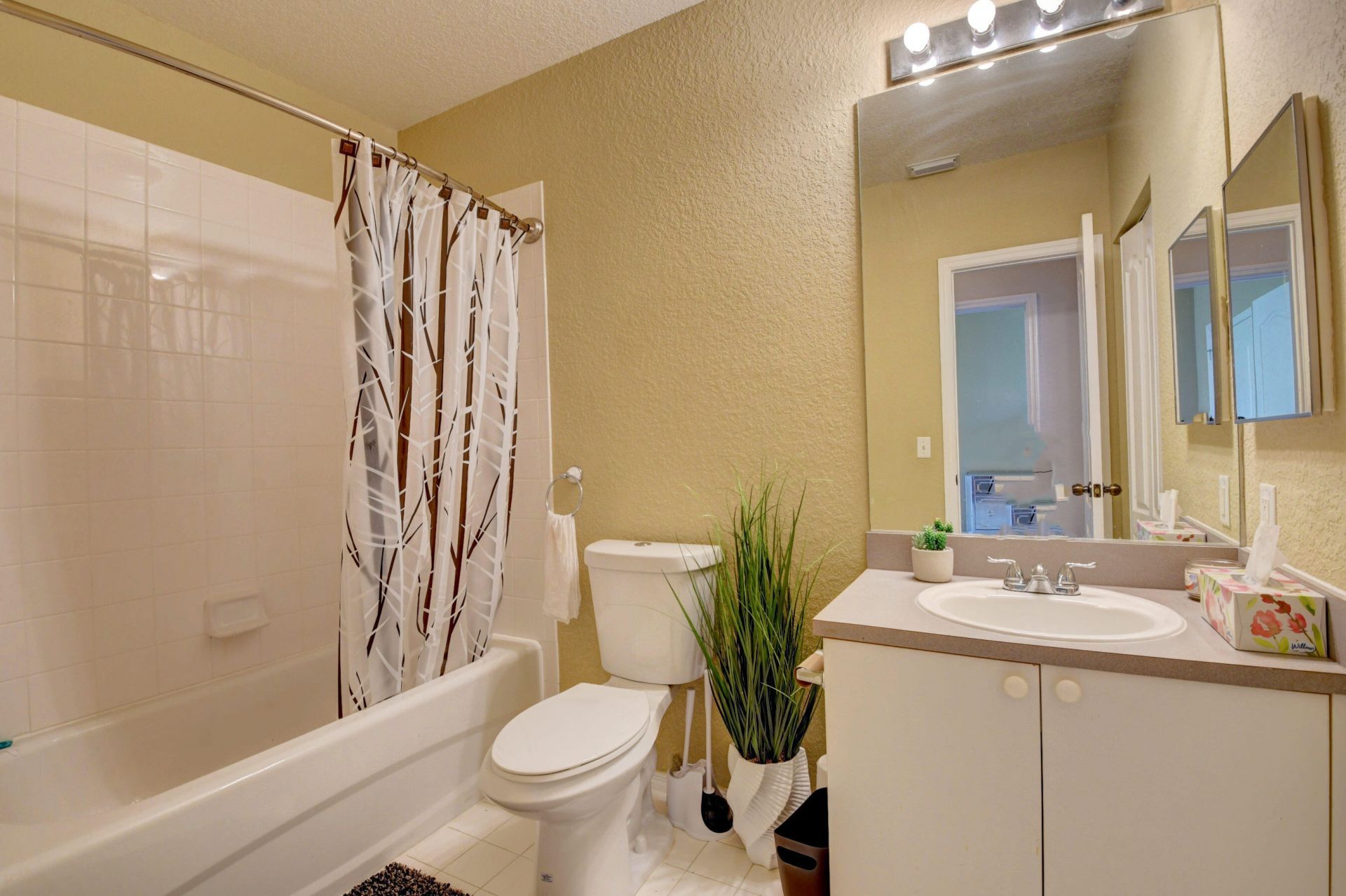 310 Belmont Place, Unit 310, Boynton Beach, FL 33436 Photo