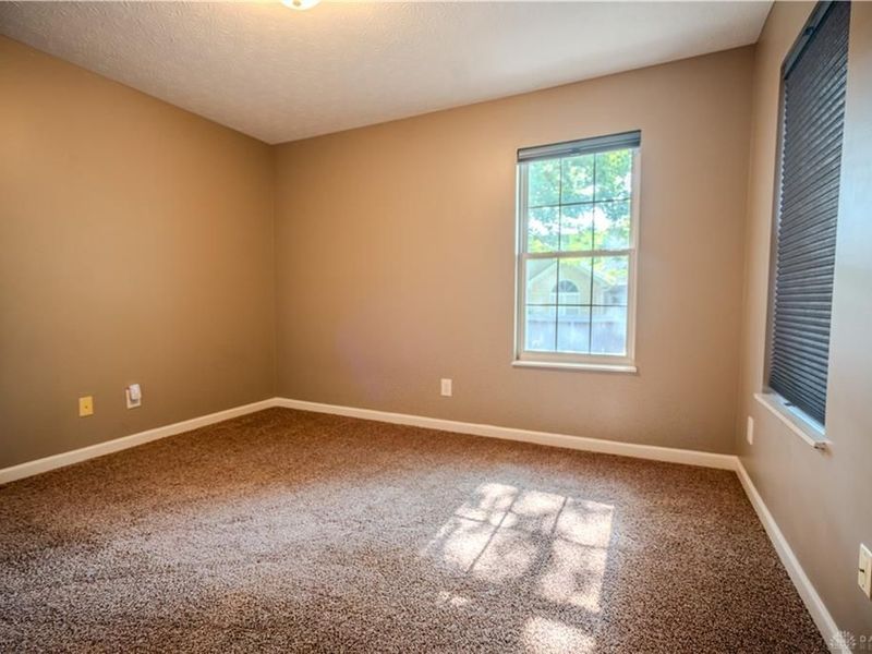 19 Edinburgh Village Drive, Centerville, OH 45458 Photo 14