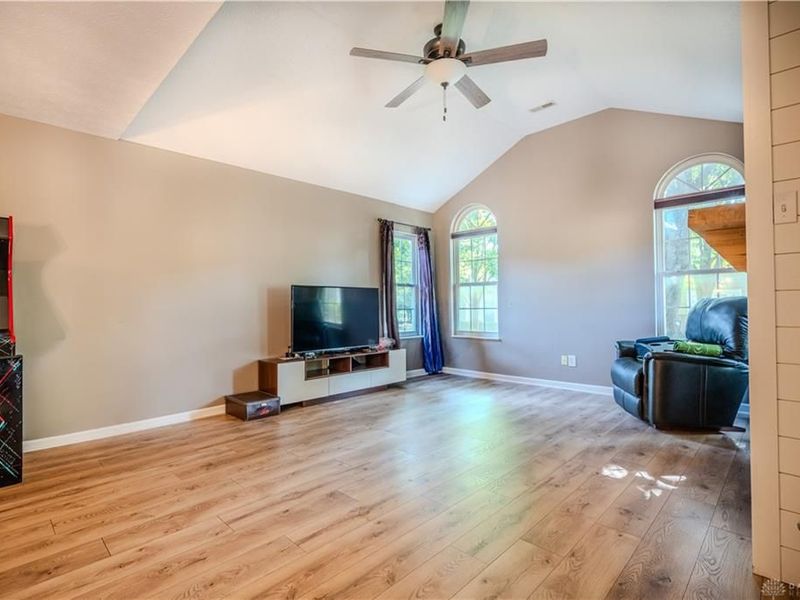 19 Edinburgh Village Drive, Centerville, OH 45458 Photo 7
