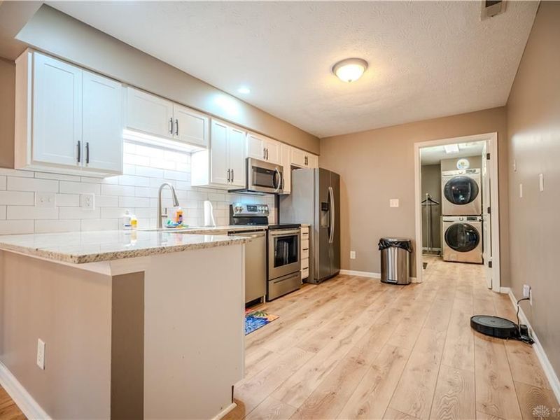 19 Edinburgh Village Drive, Centerville, OH 45458 Photo 8