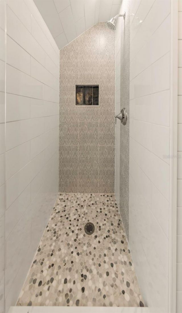 411 Roebling Road S, Belleair, FL 33756 Photo