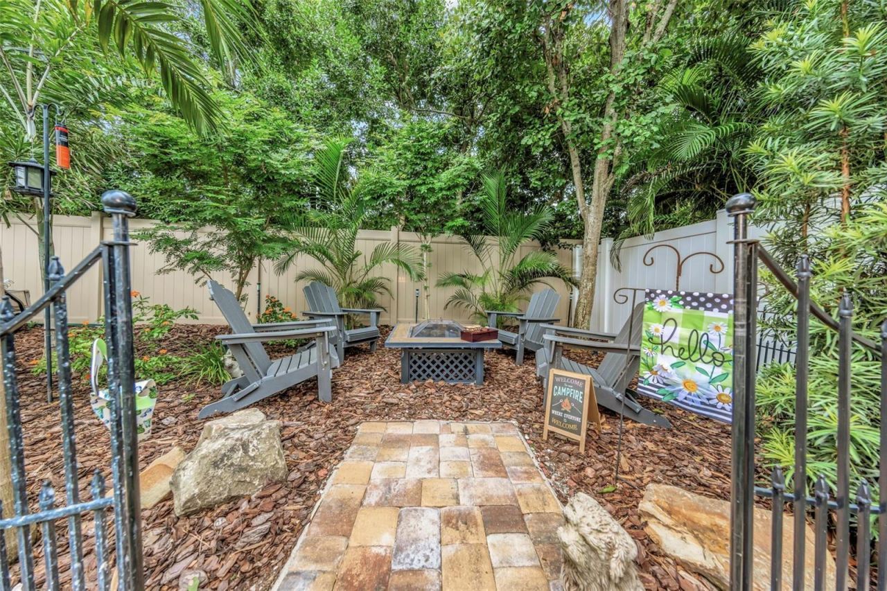 411 Roebling Road S, Belleair, FL 33756 Photo