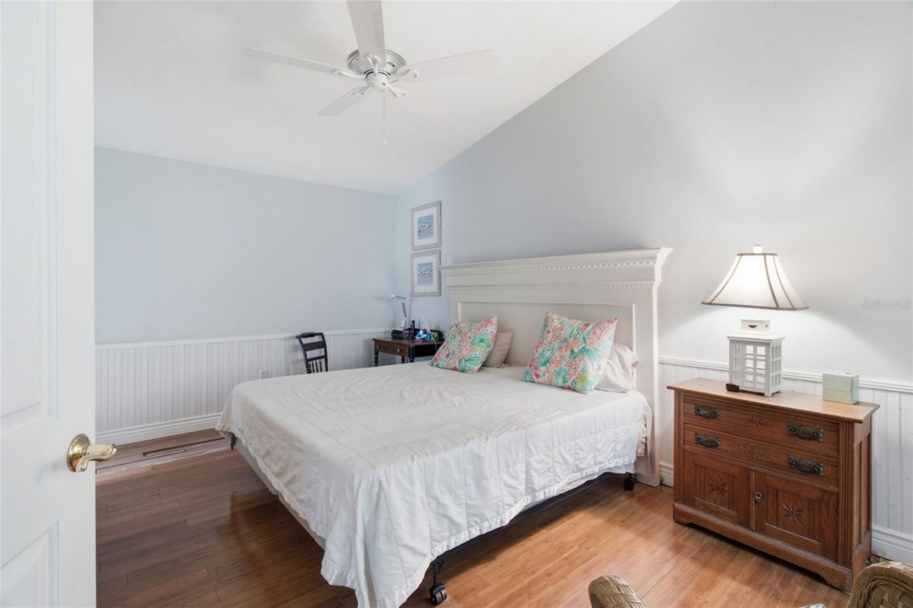 308 Chartley Court N, Sarasota, FL 34232 Photo