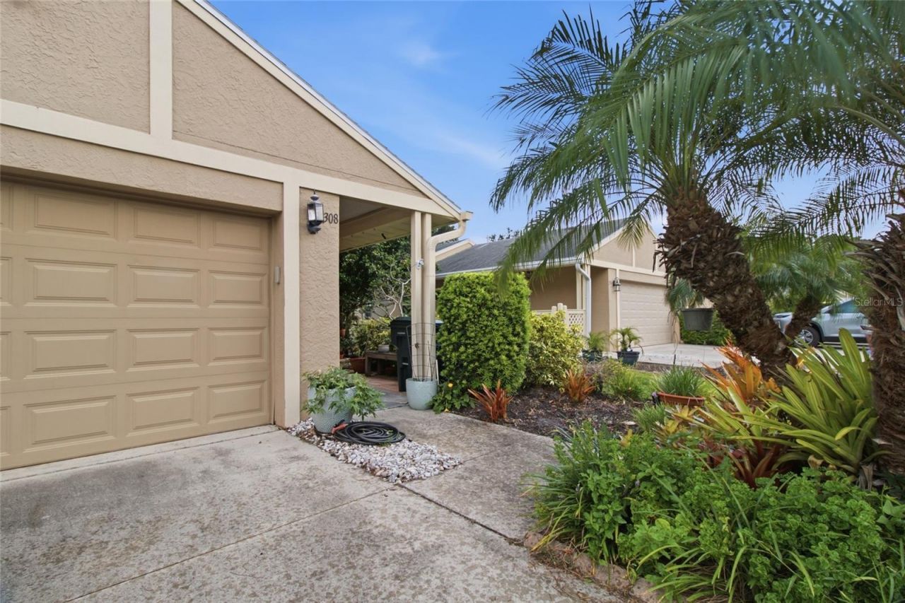 308 Chartley Court N, Sarasota, FL 34232 Photo