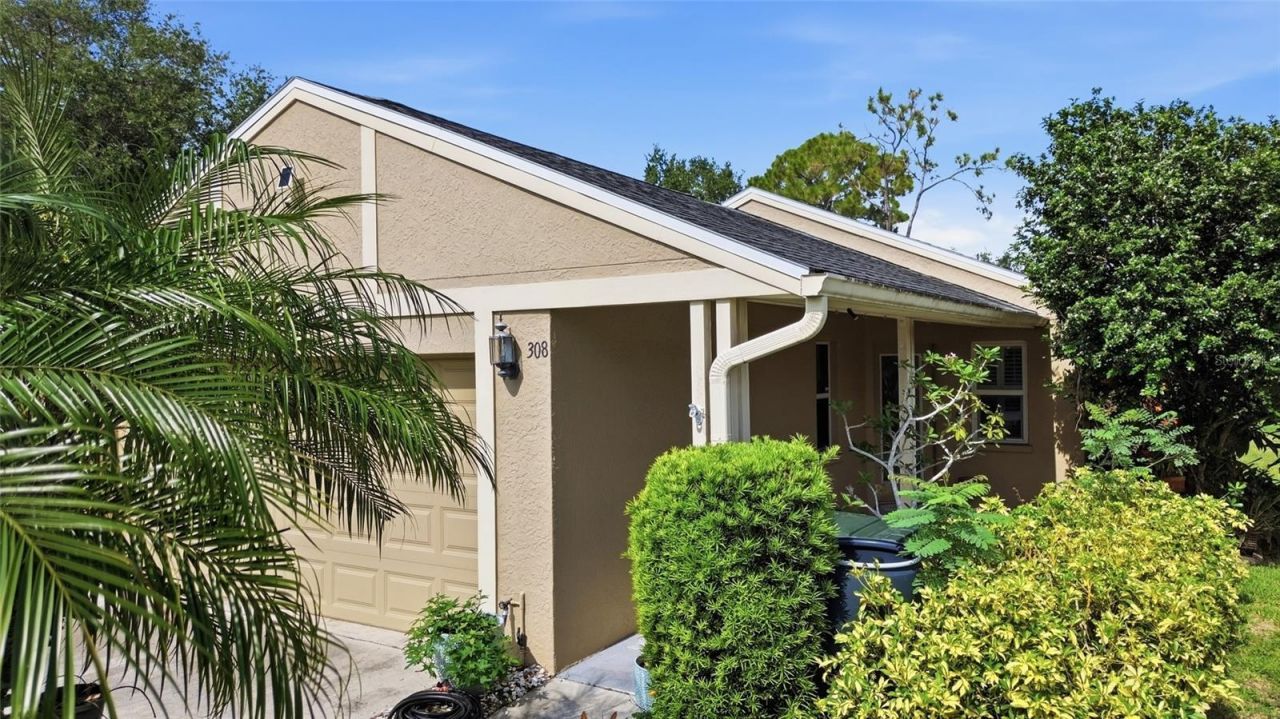 308 Chartley Court N, Sarasota, FL 34232 Photo