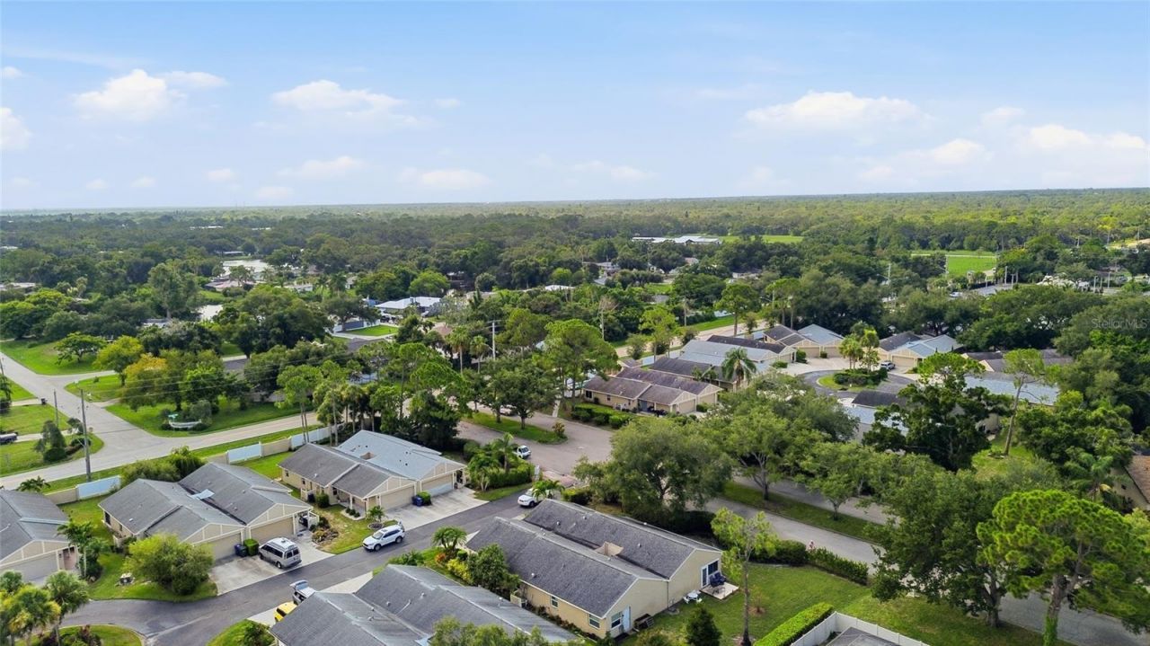 308 Chartley Court N, Sarasota, FL 34232 Photo