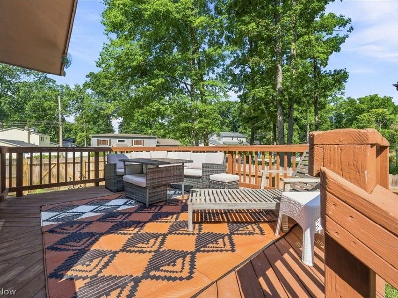 825 Valley Drive, Amherst, OH 44001 Photo 31