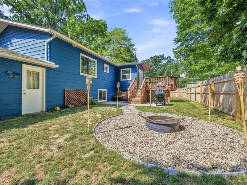 825 Valley Drive, Amherst, OH 44001 Photo 34