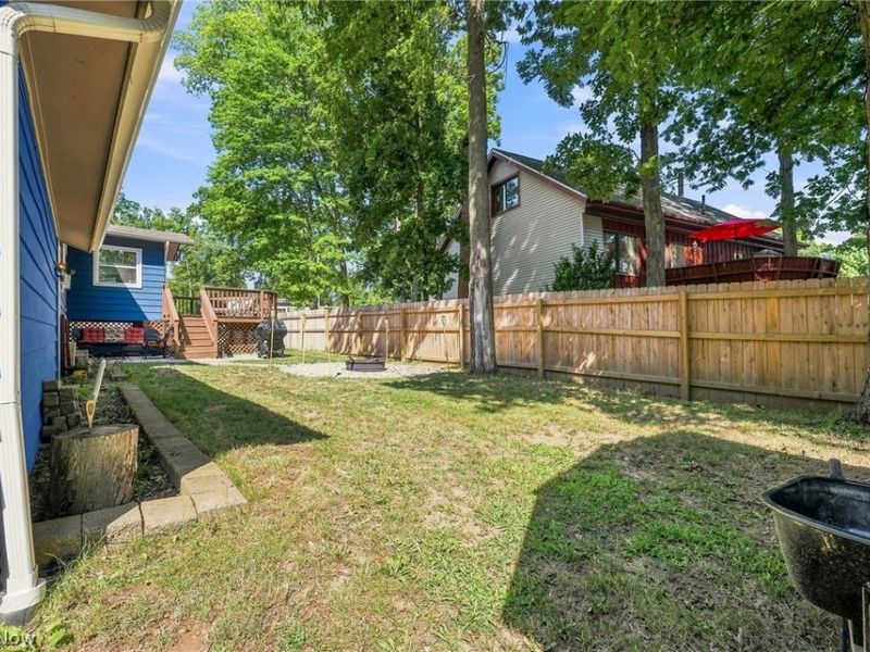 825 Valley Drive, Amherst, OH 44001 Photo 37