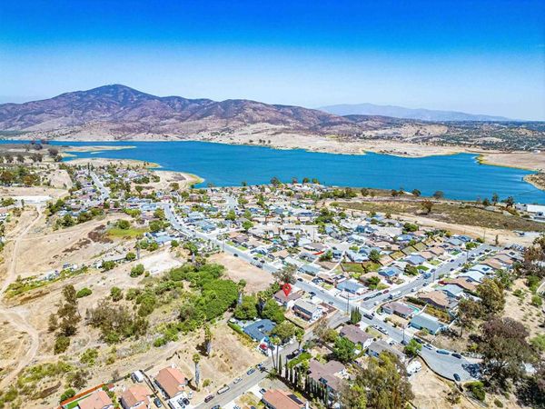 8808 Leigh Ave, Spring Valley, CA 91977