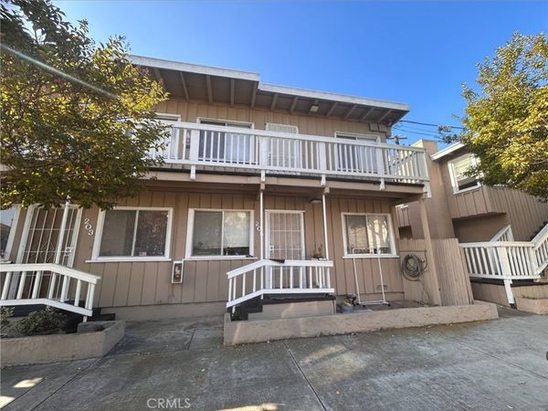 205 1/2 Acacia Avenue, Huntington Beach, CA 92648
