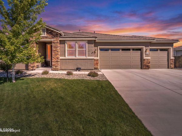 510 Stonehaven Court, Dayton, NV 89403