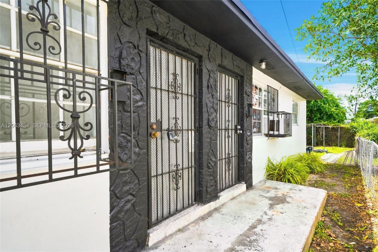 Please Call For Address, Miami, FL 33142 Photo