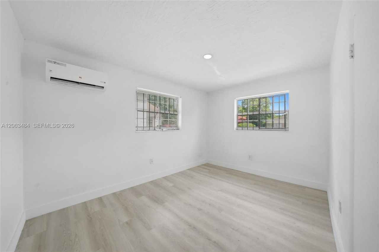 Please Call For Address, Miami, FL 33142 Photo