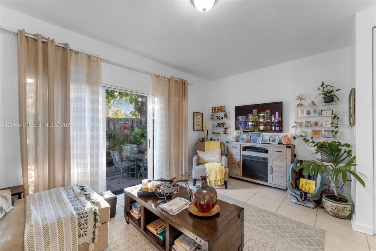 1595 NE 33rd Rd , Unit 112-3, Homestead, FL 33033 Photo