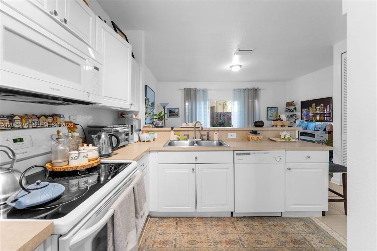 1595 NE 33rd Rd , Unit 112-3, Homestead, FL 33033 Photo