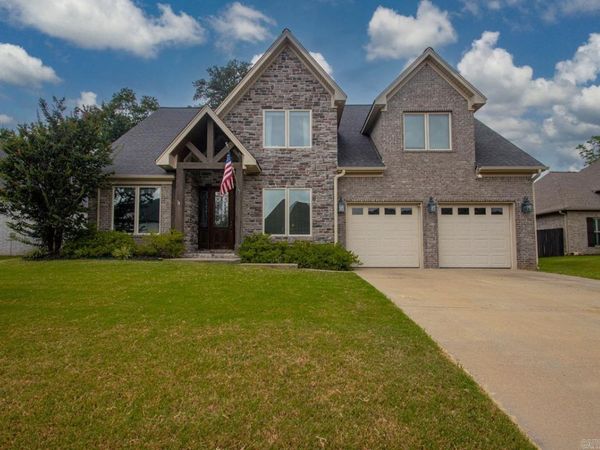 7725 S Shoreline Boulevard , Benton, AR 72019