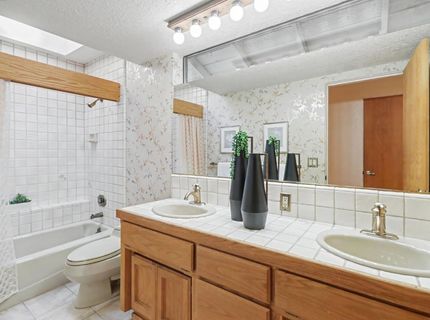180 River Ridge Way, Folsom, CA 95630 Photo