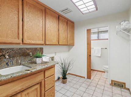 180 River Ridge Way, Folsom, CA 95630 Photo