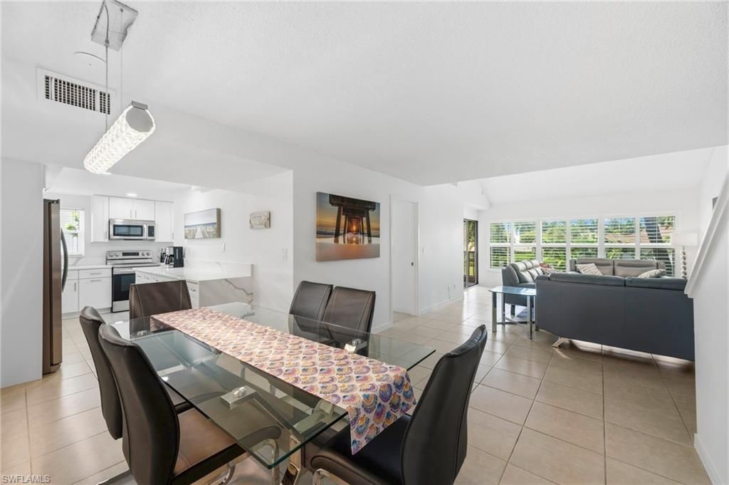 4092 Belair Ln, Unit 17, Naples, FL 34103 Photo
