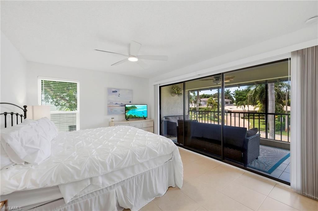 4092 Belair Ln, Unit 17, Naples, FL 34103 Photo