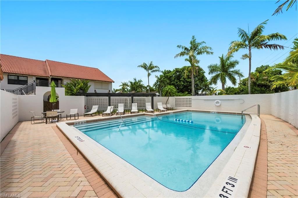 4092 Belair Ln, Unit 17, Naples, FL 34103 Photo