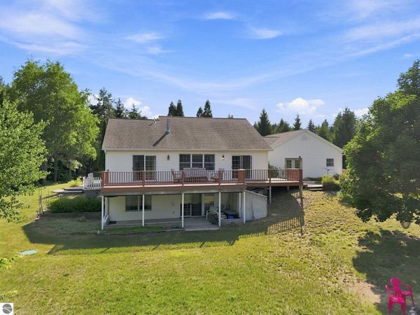 3854 18 Mile Road W, Mesick, MI 49688