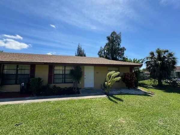 4355 Royal Banyan Way, Unit 20, Lake Worth Beach, FL 33461