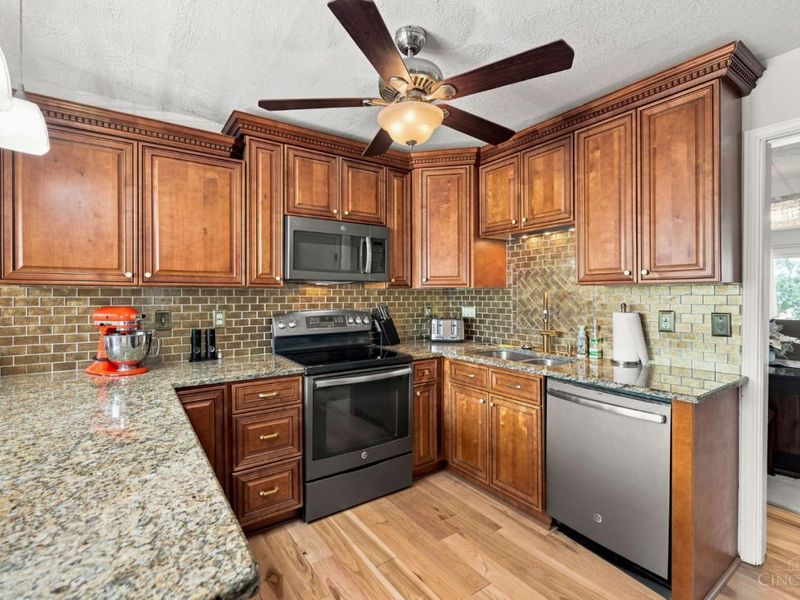 33 wildwood, Fairfield, OH 45014 Photo 6