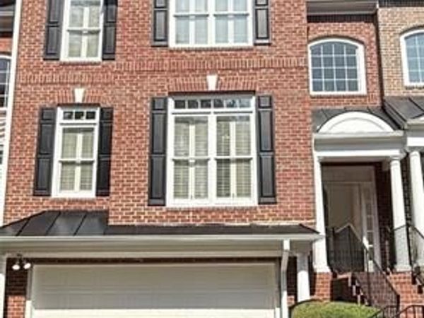 14 Carrington Way , Sandy Springs, GA 30328
