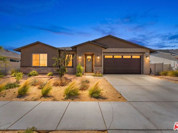 42831 Coronet Drive, Lancaster, CA 93536