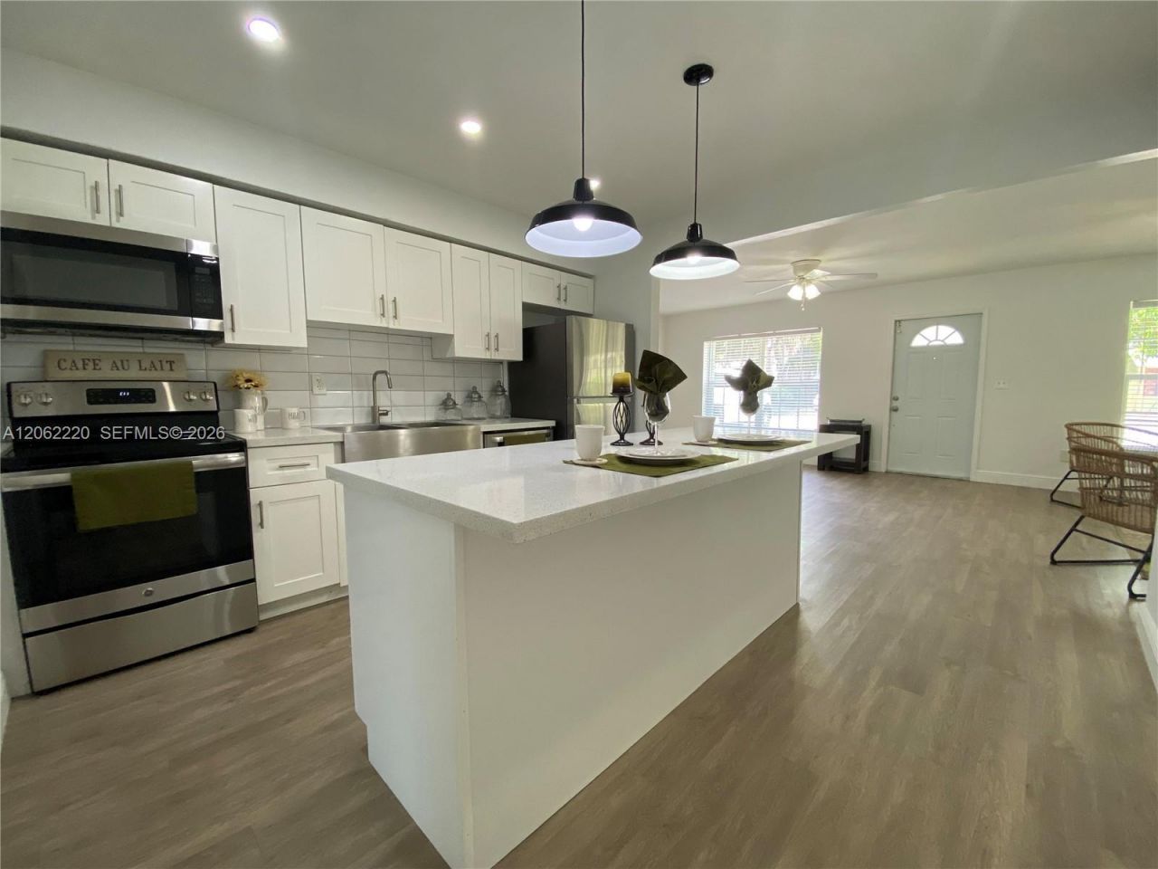 1120 SW 15th Ter, Fort Lauderdale, FL 33312 Photo