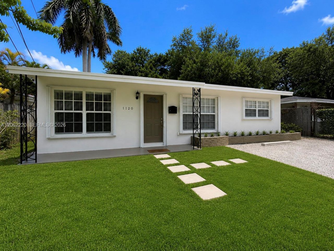 1120 SW 15th Ter , Fort Lauderdale, FL 33312 Photo
