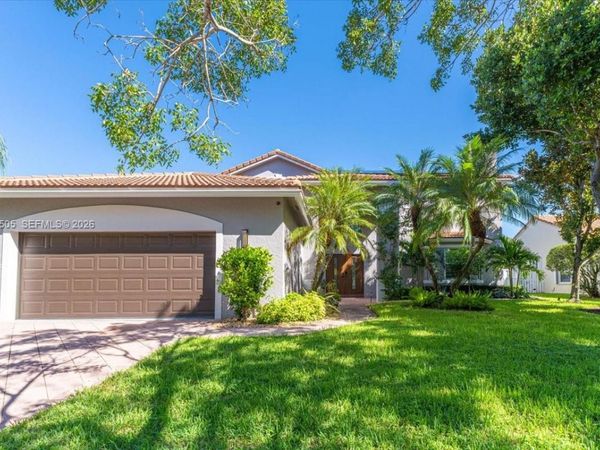 347 Fairmont Rd , Weston, FL 33326