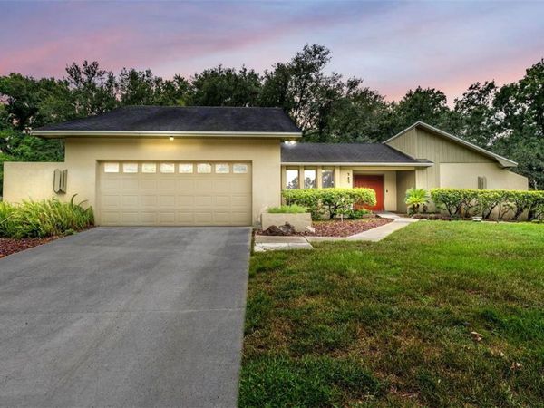 717 WOODHILL DRIVE , LAKELAND, FL 33813