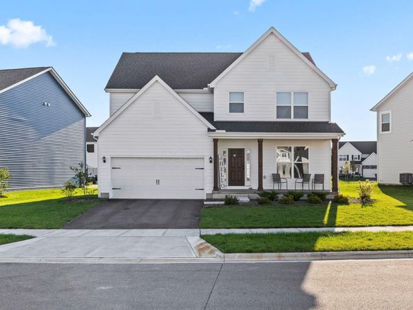 121 Sienna Glenn Drive, Lewis Center, OH 43035
