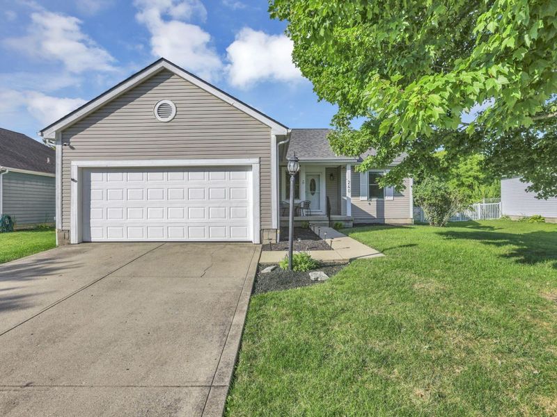 240 Pruden Drive, Pickerington, OH 43147 Photo 2