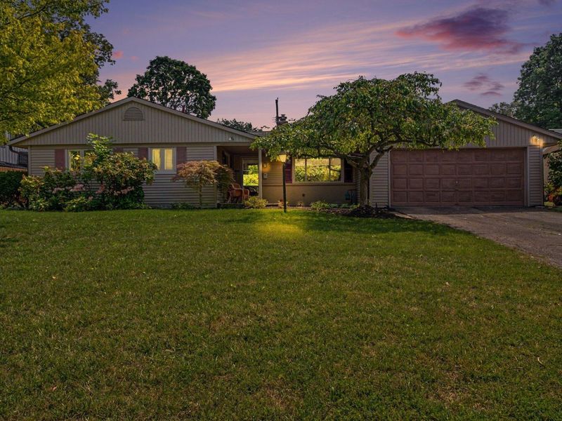 3664 Mountview Road, Columbus, OH 43220 Photo 2
