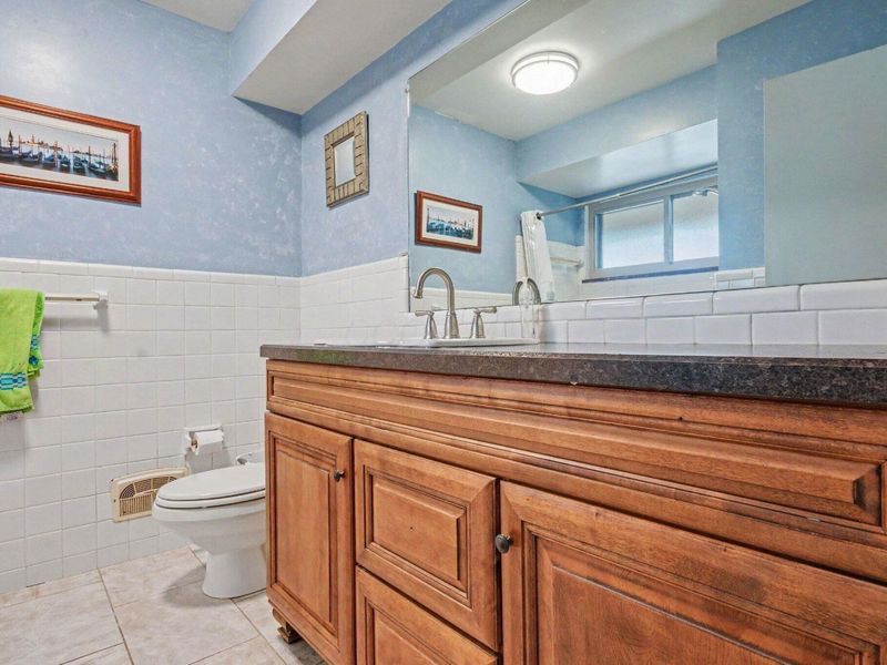 3664 Mountview Road, Columbus, OH 43220 Photo 24
