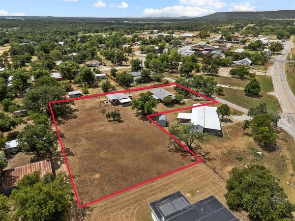 17 Austin Street, Santo, TX 76472