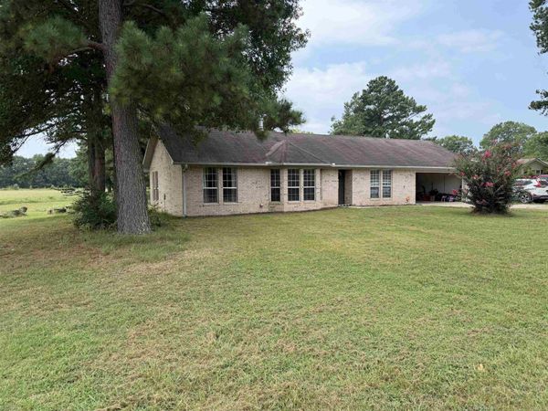 93 E Main Street, Greenbrier, AR 72058