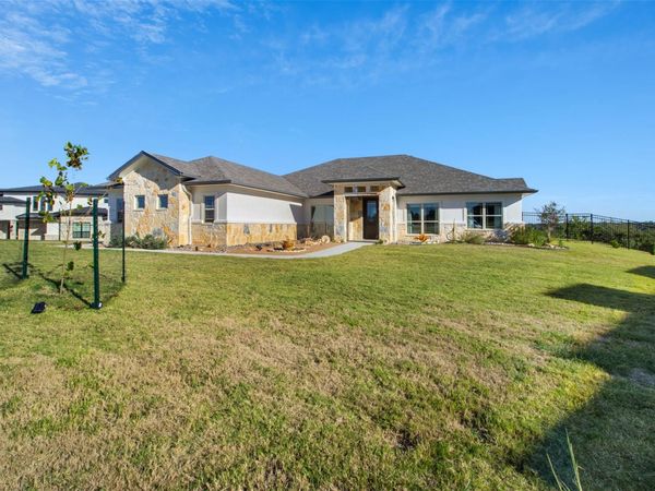 2708 Sun Point CIR, Copperas Cove, TX 76522