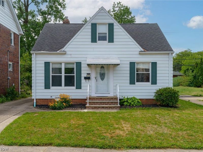 8304 Vista Avenue, Garfield Heights, OH 44125 Photo 1