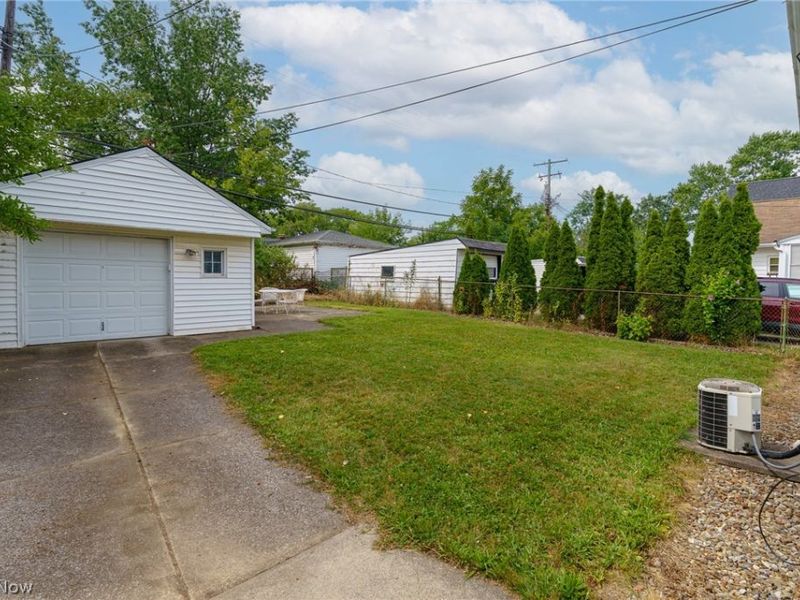 8304 Vista Avenue, Garfield Heights, OH 44125 Photo 25