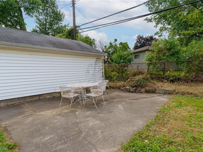 8304 Vista Avenue, Garfield Heights, OH 44125 Photo 27